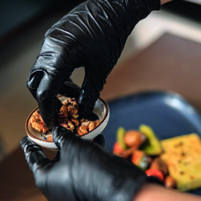 Alternative view of Jednorázové rukavice Clara Black Nitrile - nepudrované - čierne 07